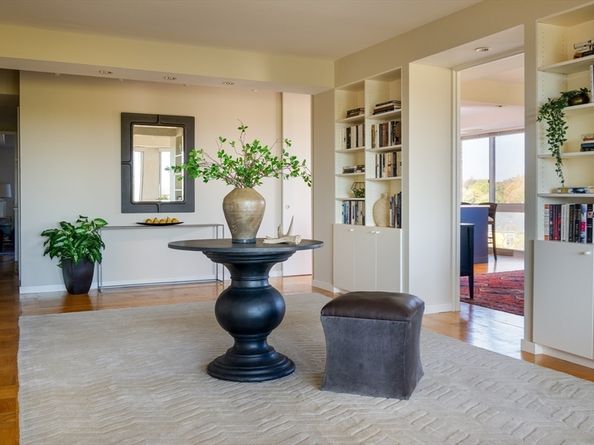 1010 Memorial Drive 7D&E, Cambridge MA 02138