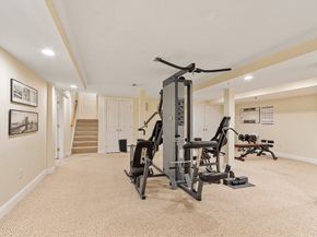 9 Garland Rd, Lincoln MA 01773