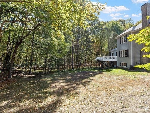 9 Garland Rd, Lincoln MA 01773