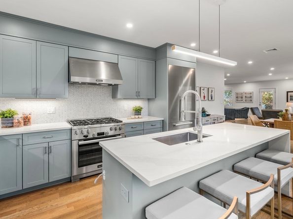 188 Mason Ter 188, Brookline MA 02446