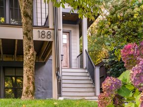 188 Mason Ter 188, Brookline MA 02446