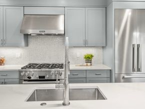 188 Mason Ter 188, Brookline MA 02446