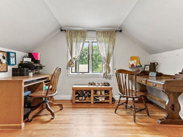 24 Western Ave, Beverly MA 01915