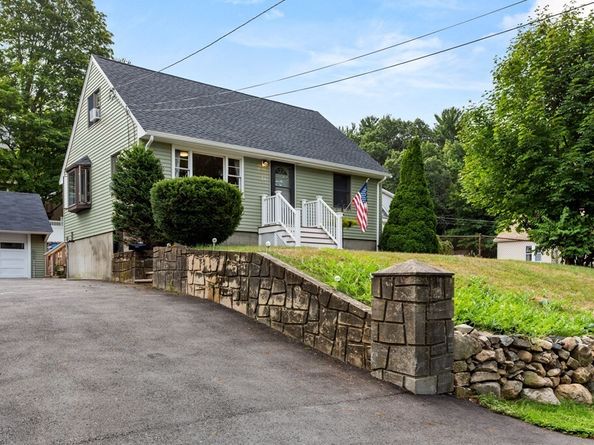 24 Western Ave, Beverly MA 01915