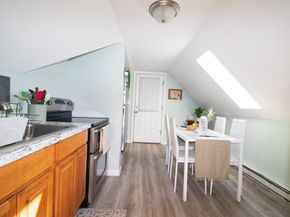 302 Pleasant St, Leominster MA 01453