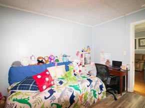 302 Pleasant St, Leominster MA 01453