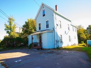 302 Pleasant St, Leominster MA 01453