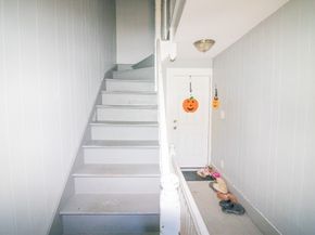 302 Pleasant St, Leominster MA 01453