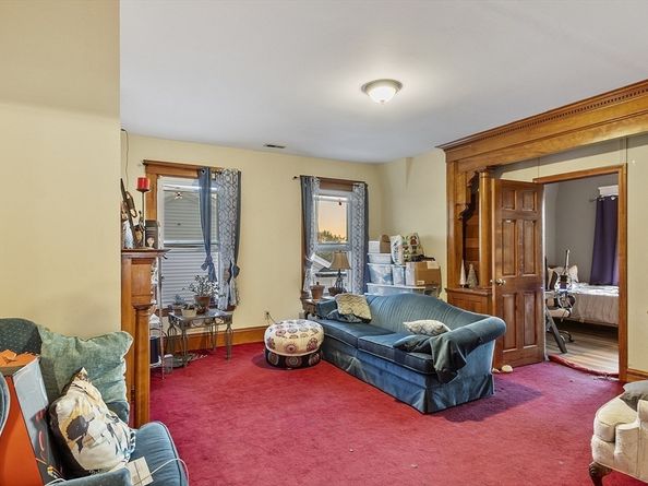 12 Windsor Street, Worcester MA 01605