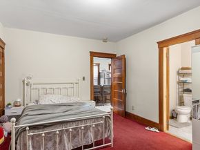 12 Windsor Street, Worcester MA 01605