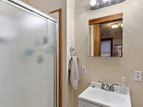 12 Windsor Street, Worcester MA 01605