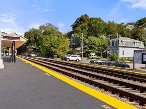 569 Franklin Street 1, Melrose MA 02176