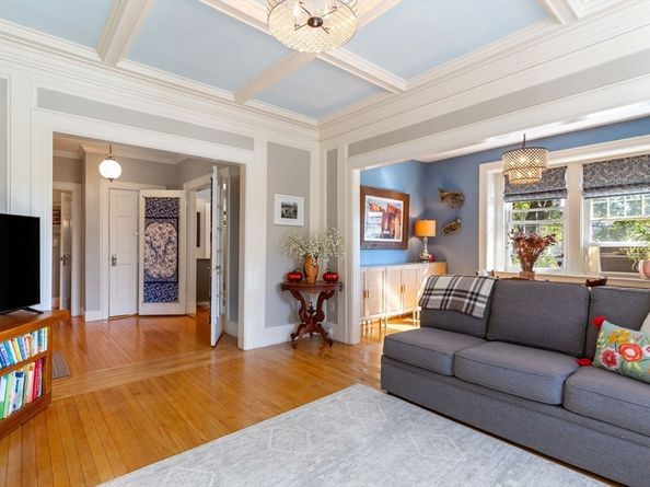 569 Franklin Street 1, Melrose MA 02176