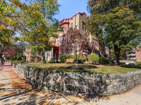569 Franklin Street 1, Melrose MA 02176