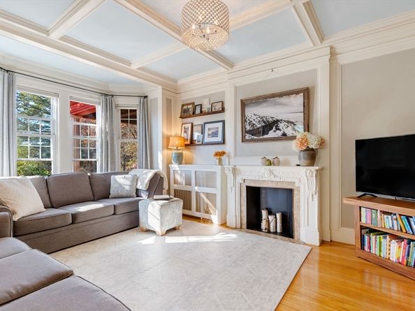 569 Franklin Street 1, Melrose MA 02176