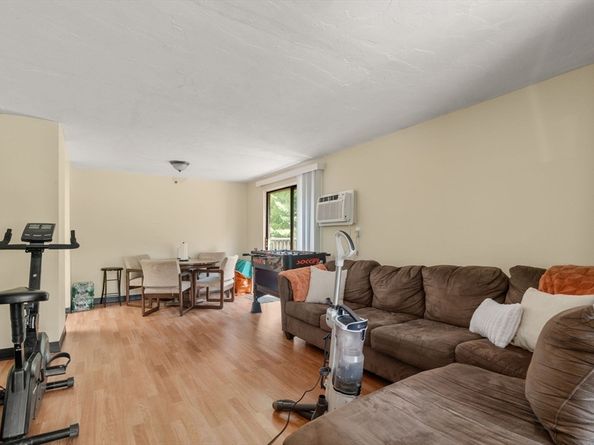 688 Boston Post Rd E 304, Marlborough MA 01752