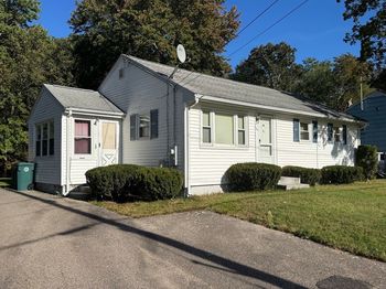 16 Davis St