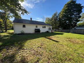 16 Davis St, Abington MA 02351