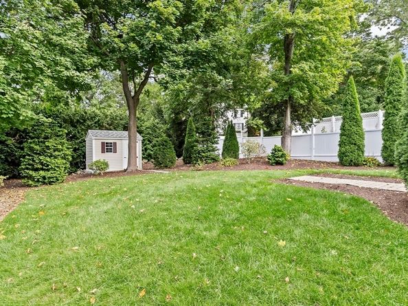 166 Phipps St, Quincy MA 02169