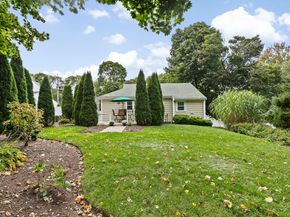 166 Phipps St, Quincy MA 02169