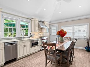 166 Phipps St, Quincy MA 02169