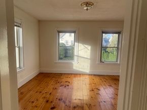 60 Pearl St, Leominster MA 01453