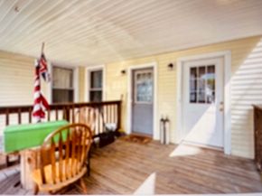60 Pearl St, Leominster MA 01453