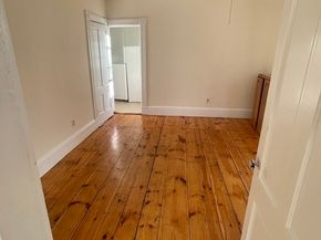 60 Pearl St, Leominster MA 01453