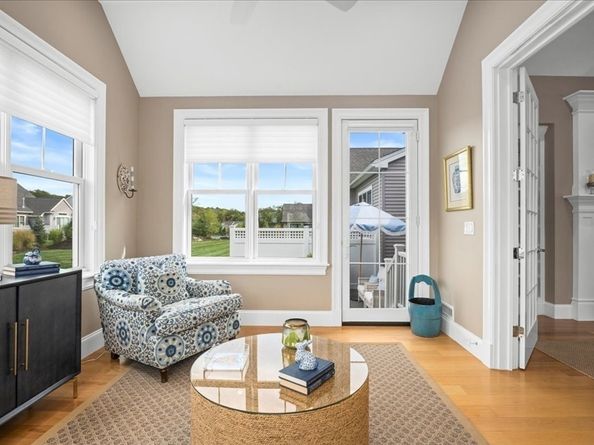11 Eagle Lane 105, Framingham MA 01701
