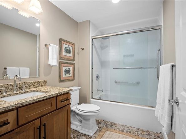 11 Eagle Lane 105, Framingham MA 01701