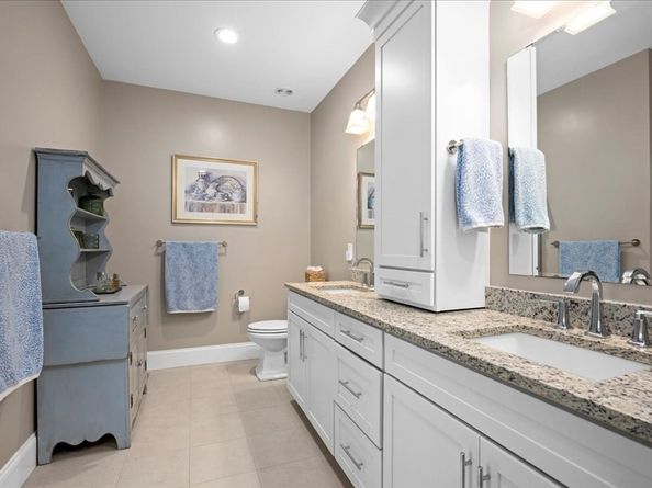11 Eagle Lane 105, Framingham MA 01701