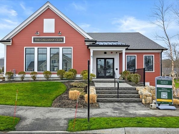 11 Eagle Lane 105, Framingham MA 01701