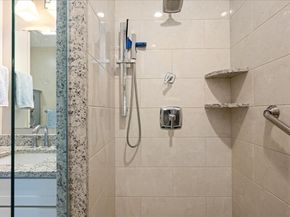 11 Eagle Lane 105, Framingham MA 01701