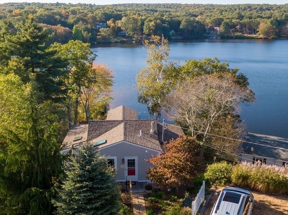 19 Pine Trl, West Brookfield MA 01585