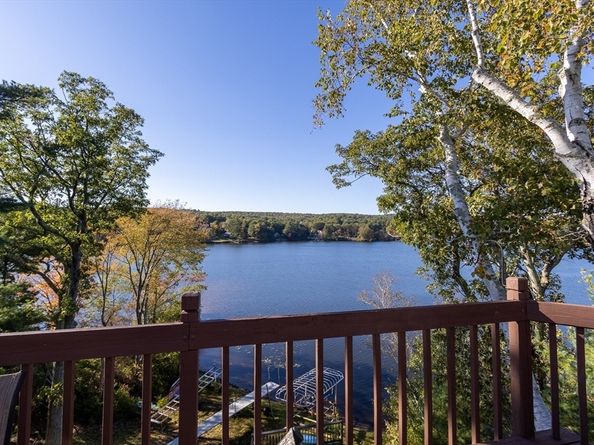 19 Pine Trl, West Brookfield MA 01585