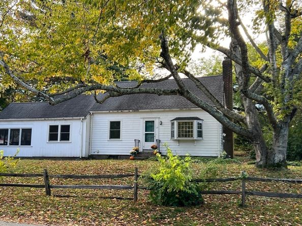 67 Long Ave, Framingham MA 01702