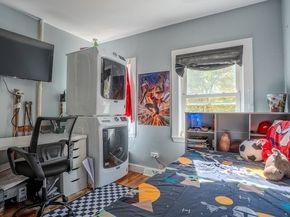 14 Elsie Ave, Billerica MA 01821