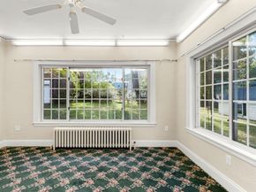 68 Vernon St, Newton MA 02458