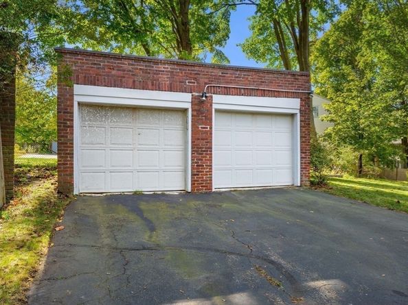 68 Vernon St, Newton MA 02458