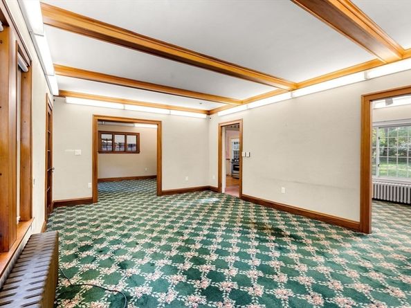68 Vernon St, Newton MA 02458