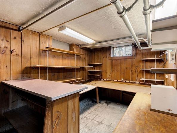 68 Vernon St, Newton MA 02458
