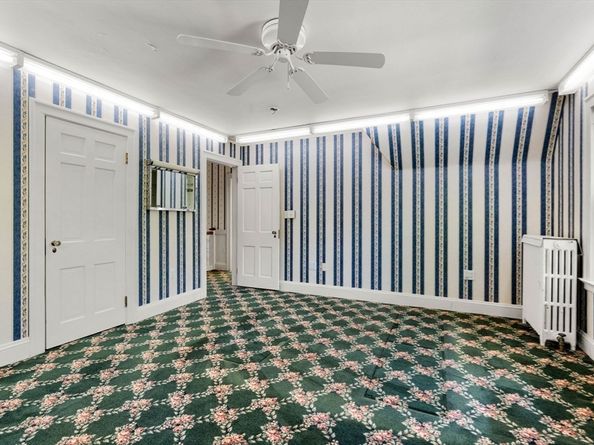 68 Vernon St, Newton MA 02458