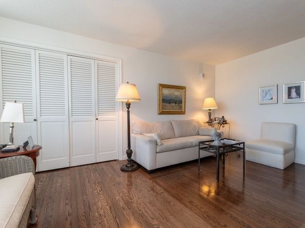 280 Boylston St 710, Newton MA 02467