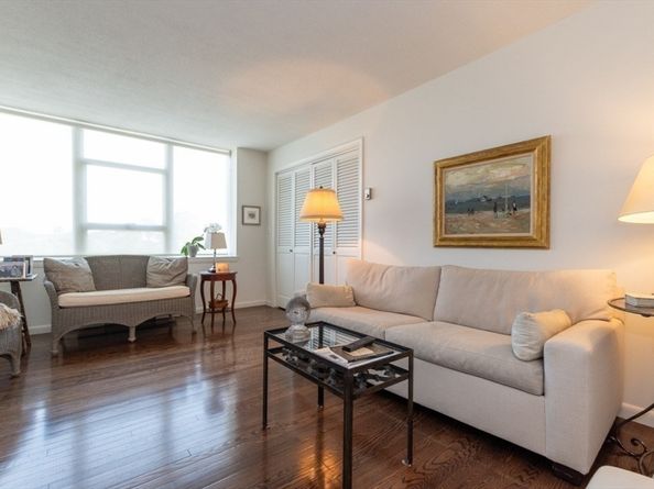 280 Boylston St 710, Newton MA 02467