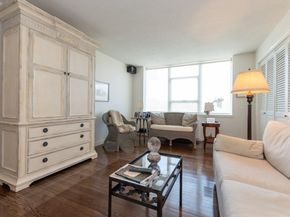 280 Boylston St 710, Newton MA 02467