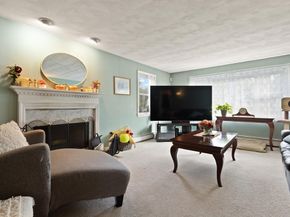 159 Marlborough Rd, Salem MA 01970