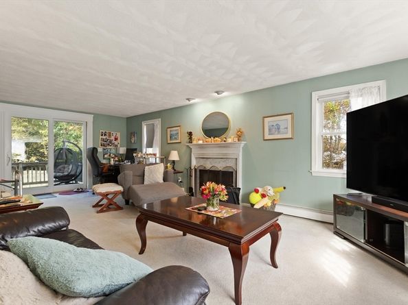 159 Marlborough Rd, Salem MA 01970