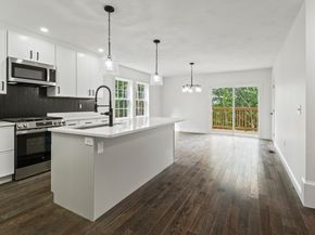 422 Granite Street 422, Worcester MA 01607