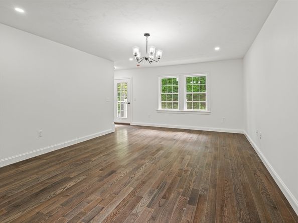 422 Granite Street 422, Worcester MA 01607