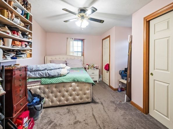 69 Bear Hill Road, Gardner MA 01440